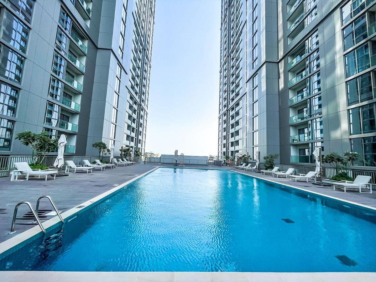Stay Mindblowing 2 Bedroom Holiday Home With Close View Of Burj Khalifa Dubai Exteriör bild