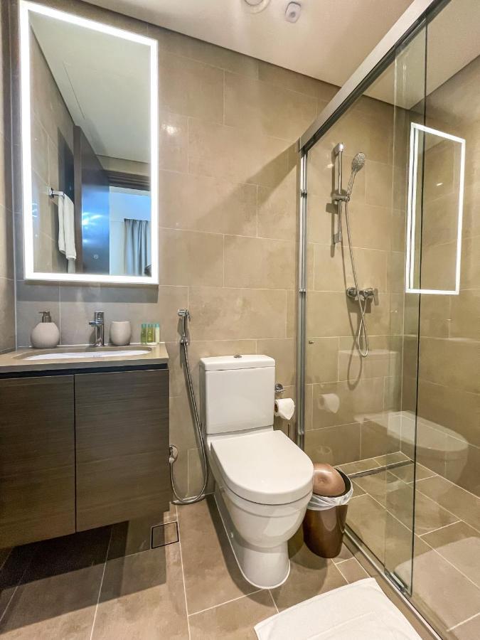 Stay Mindblowing 2 Bedroom Holiday Home With Close View Of Burj Khalifa Dubai Exteriör bild