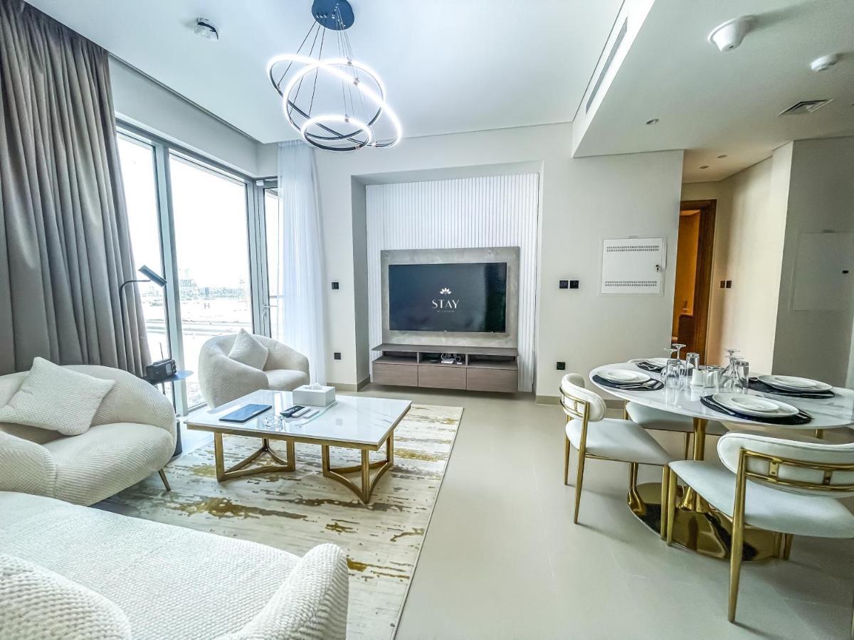 Stay Mindblowing 2 Bedroom Holiday Home With Close View Of Burj Khalifa Dubai Exteriör bild