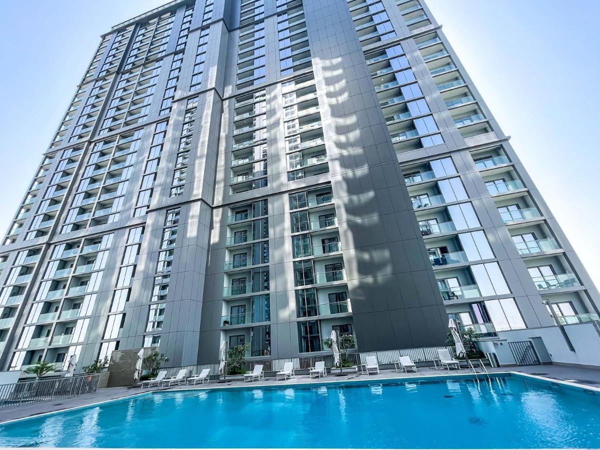 Stay Mindblowing 2 Bedroom Holiday Home With Close View Of Burj Khalifa Dubai Exteriör bild