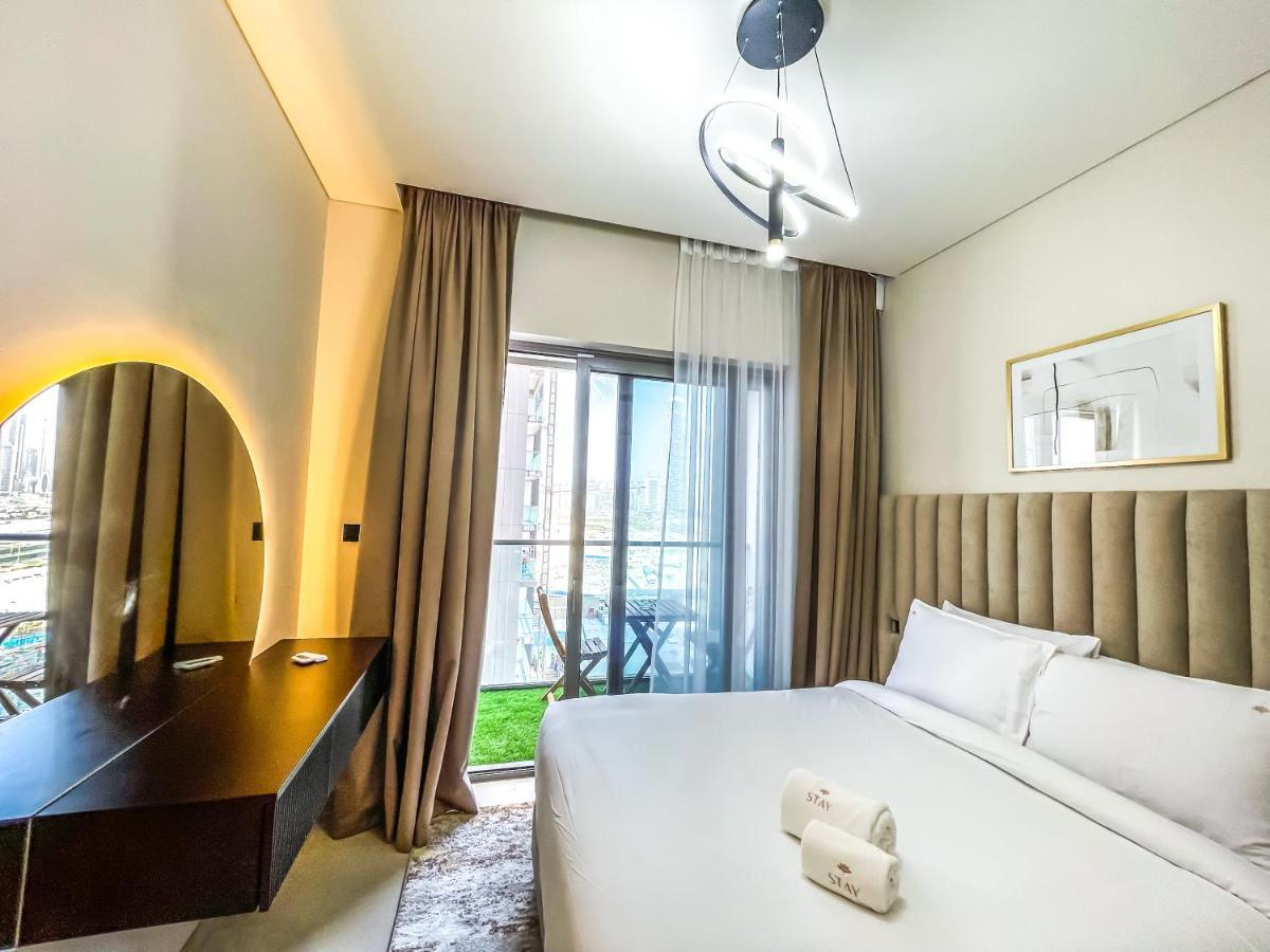 Stay Mindblowing 2 Bedroom Holiday Home With Close View Of Burj Khalifa Dubai Exteriör bild